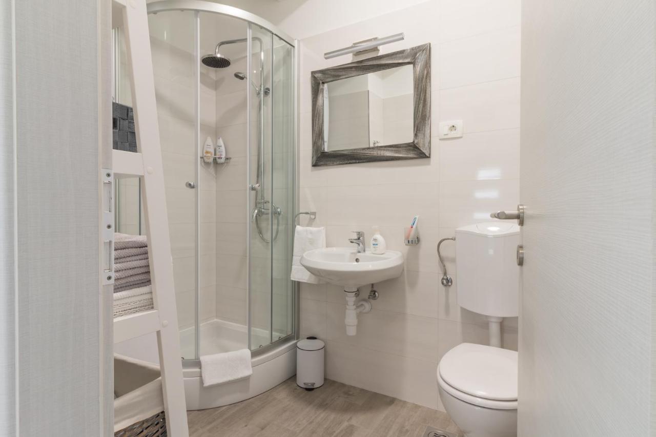 Apartments Lusani Split Luaran gambar