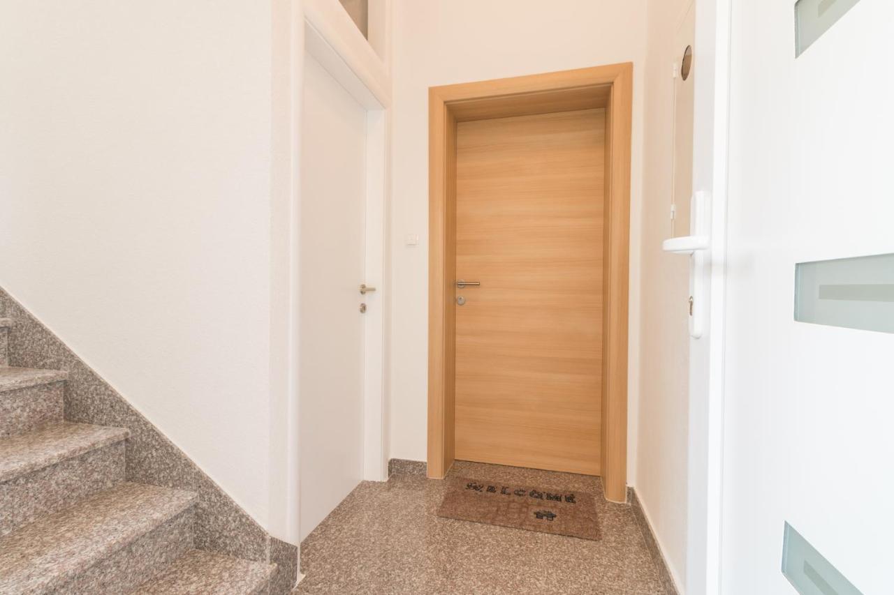 Apartments Lusani Split Luaran gambar