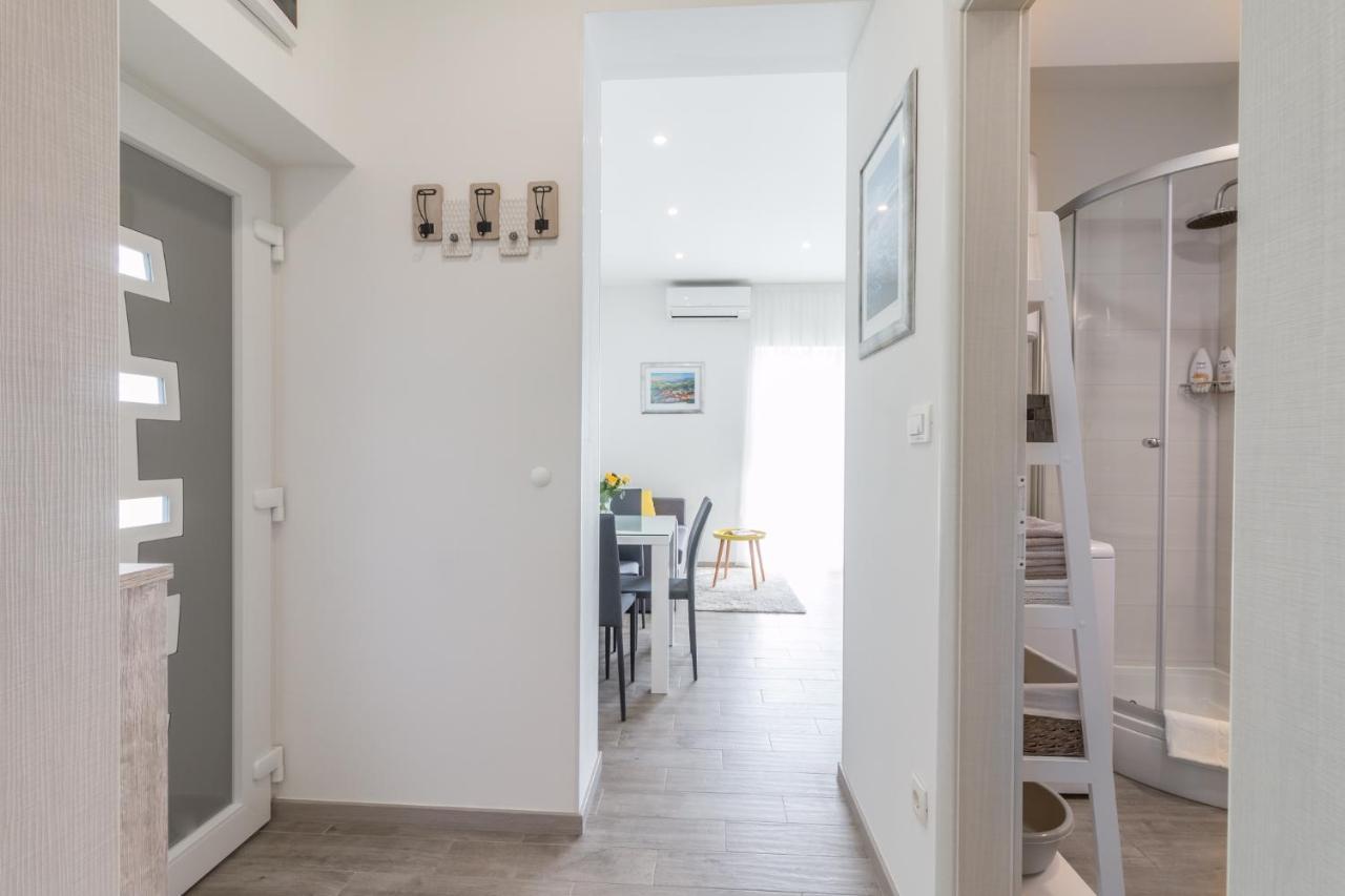 Apartments Lusani Split Luaran gambar