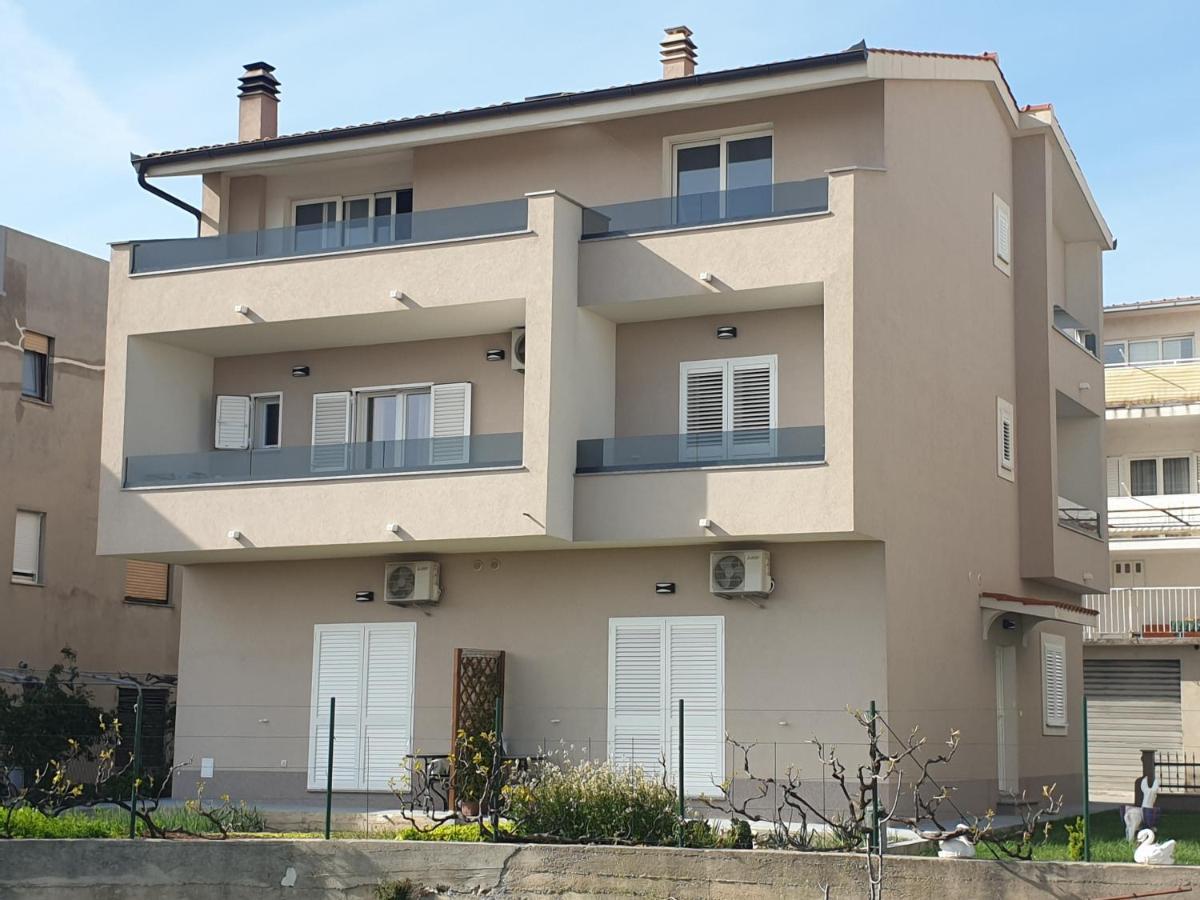 Apartments Lusani Split Luaran gambar