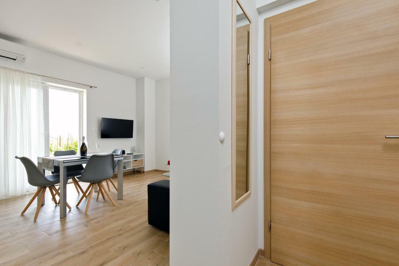 Apartments Lusani Split Luaran gambar