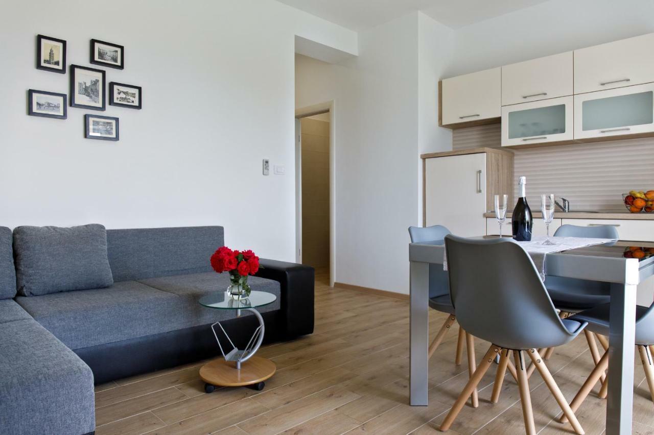Apartments Lusani Split Luaran gambar